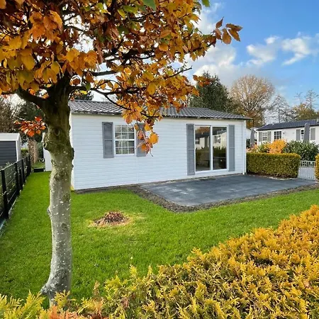 別荘 De Parel Valkenbosch オーイステルウェイク